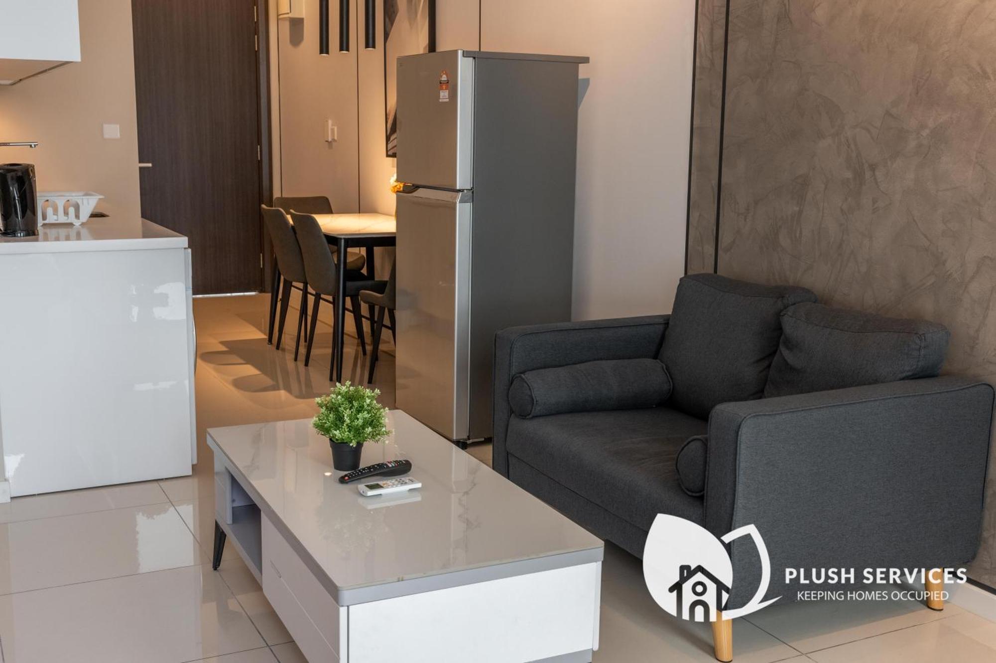 Highpark Suites At Petaling Jaya, Kelana Jaya By Plush Екстериор снимка